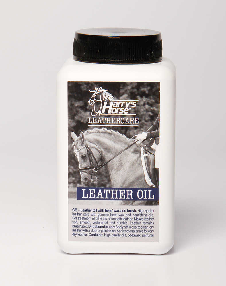 Harry's Horse Lederolie/bijenwas met kwast (500 ml.) Harry's Horse Lederolie/bijenwas met kwast (500 ml.)