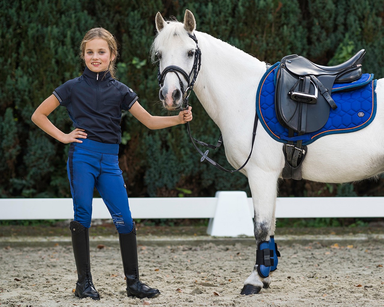 QHP Rijbroek pull-on Yara Junior knie grip QHP Rijbroek pull-on Yara Junior knie grip